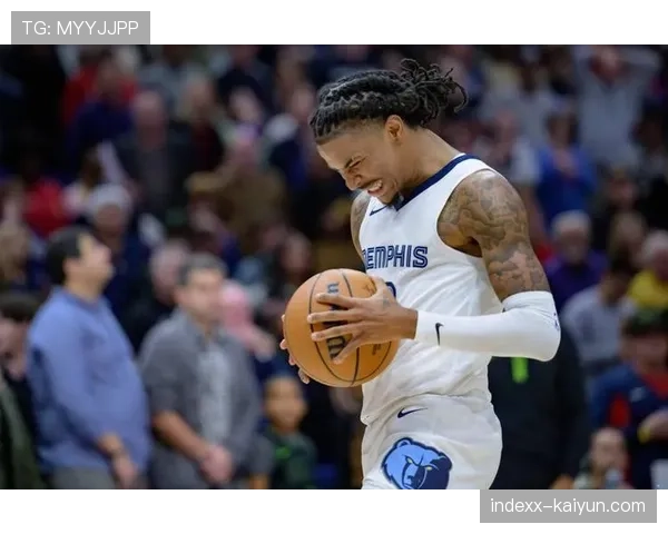 灰熊主帅詹金斯接受采访，谈莫兰特伤愈归队后的时间限制策略