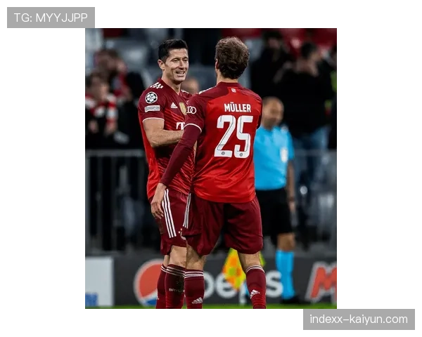 “聚焦:老将拉卡泽特达成里昂生涯百球里程碑后的泪水” “聚焦:老将拉卡泽特达成里昂生涯百球里程碑后的泪水”